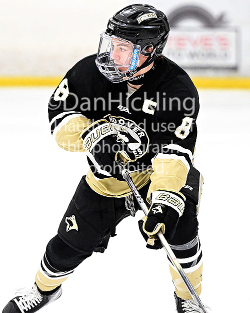 © Photo: Dan Hickling