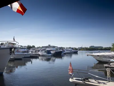 Boats in the Peterborough Marina on a clear sunny day
