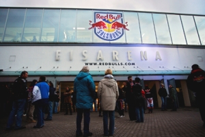 Eisarena A photo of arena: Eisarena